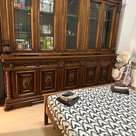 In Centro Ben Servito * Савона