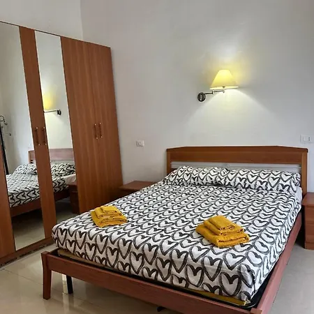 Apartament In Centro Ben Servito Savona